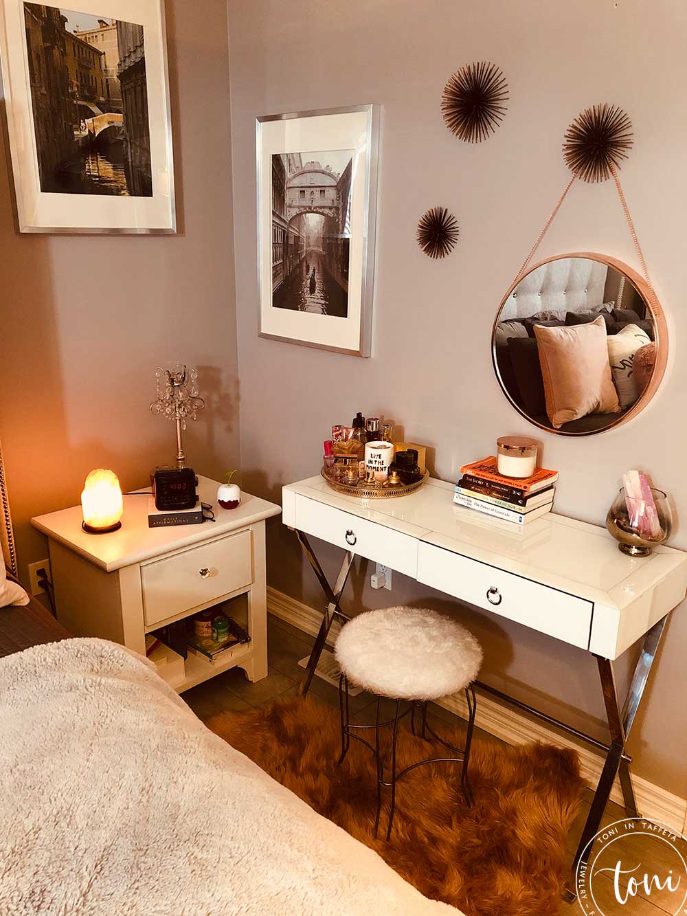 Dreamy Bedroom Design ~ Makeup and Perfume Desk