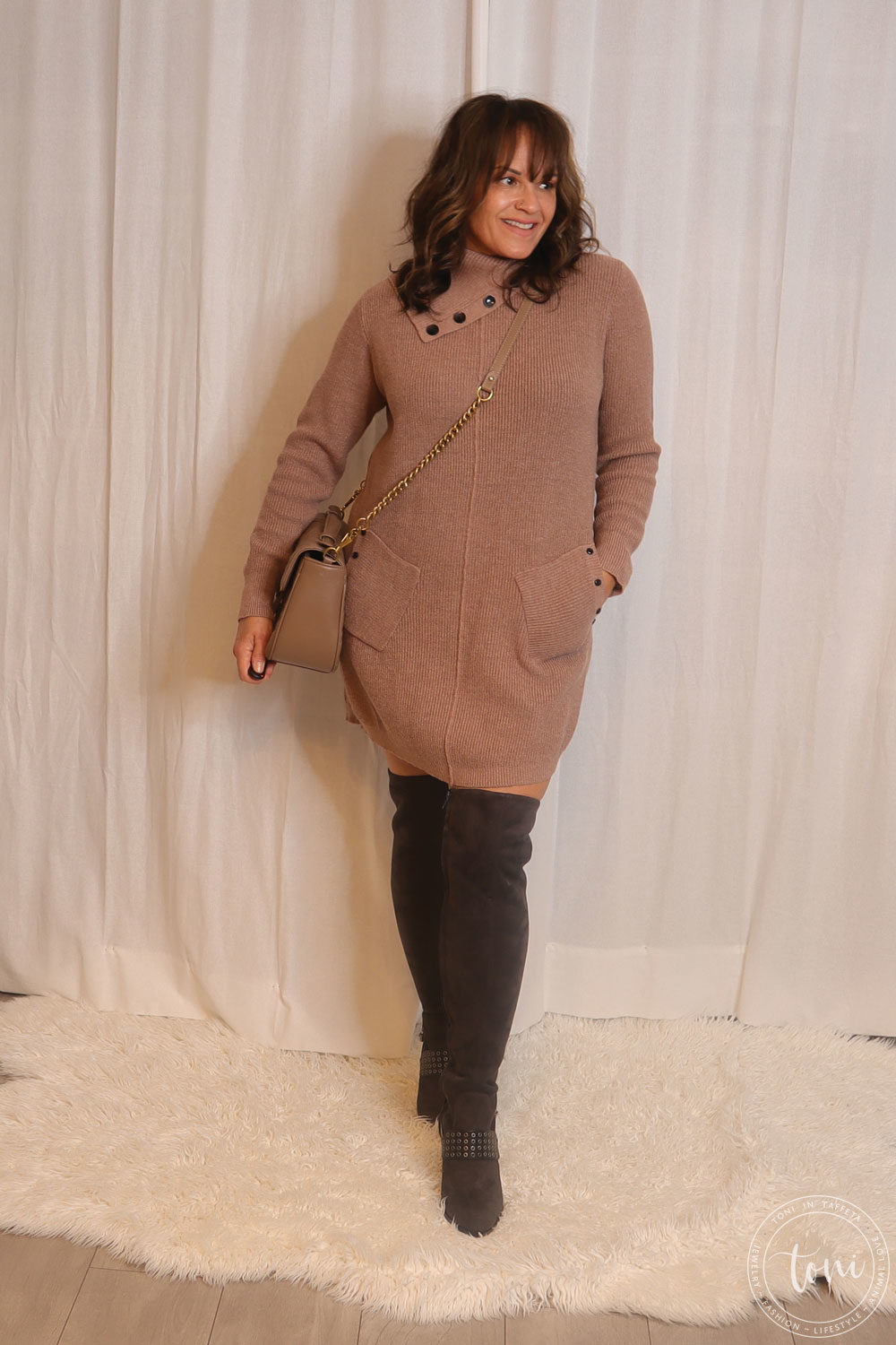 Long Sweater with over the knee boot